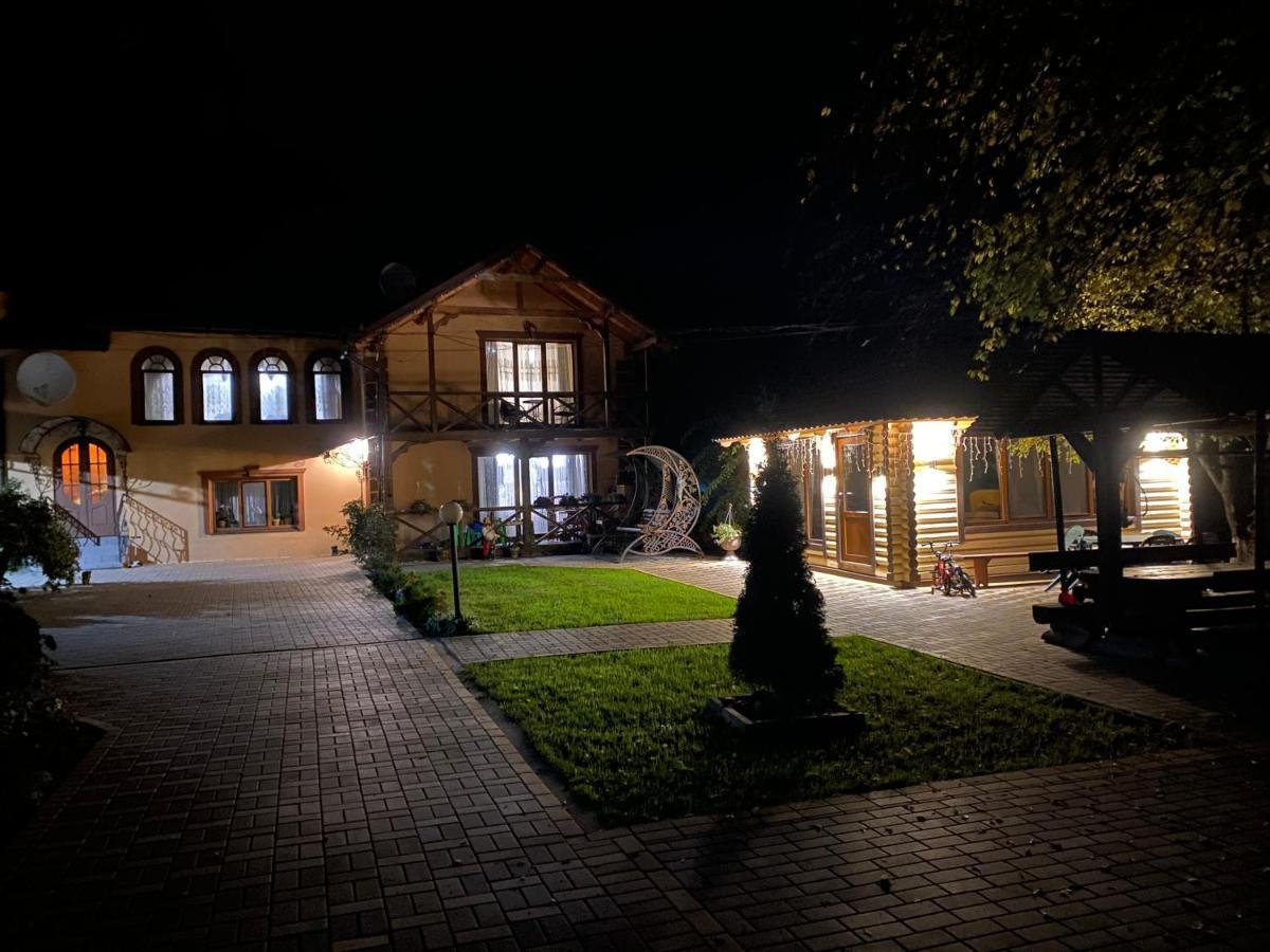 Rodynnyi Zatyshok Konuk evi Verkhovyna Dış mekan fotoğraf